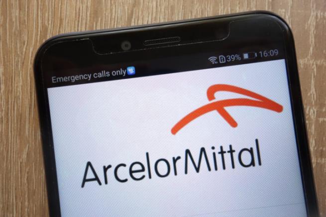 Koersdaling ArcelorMittal past niet bij visie analisten